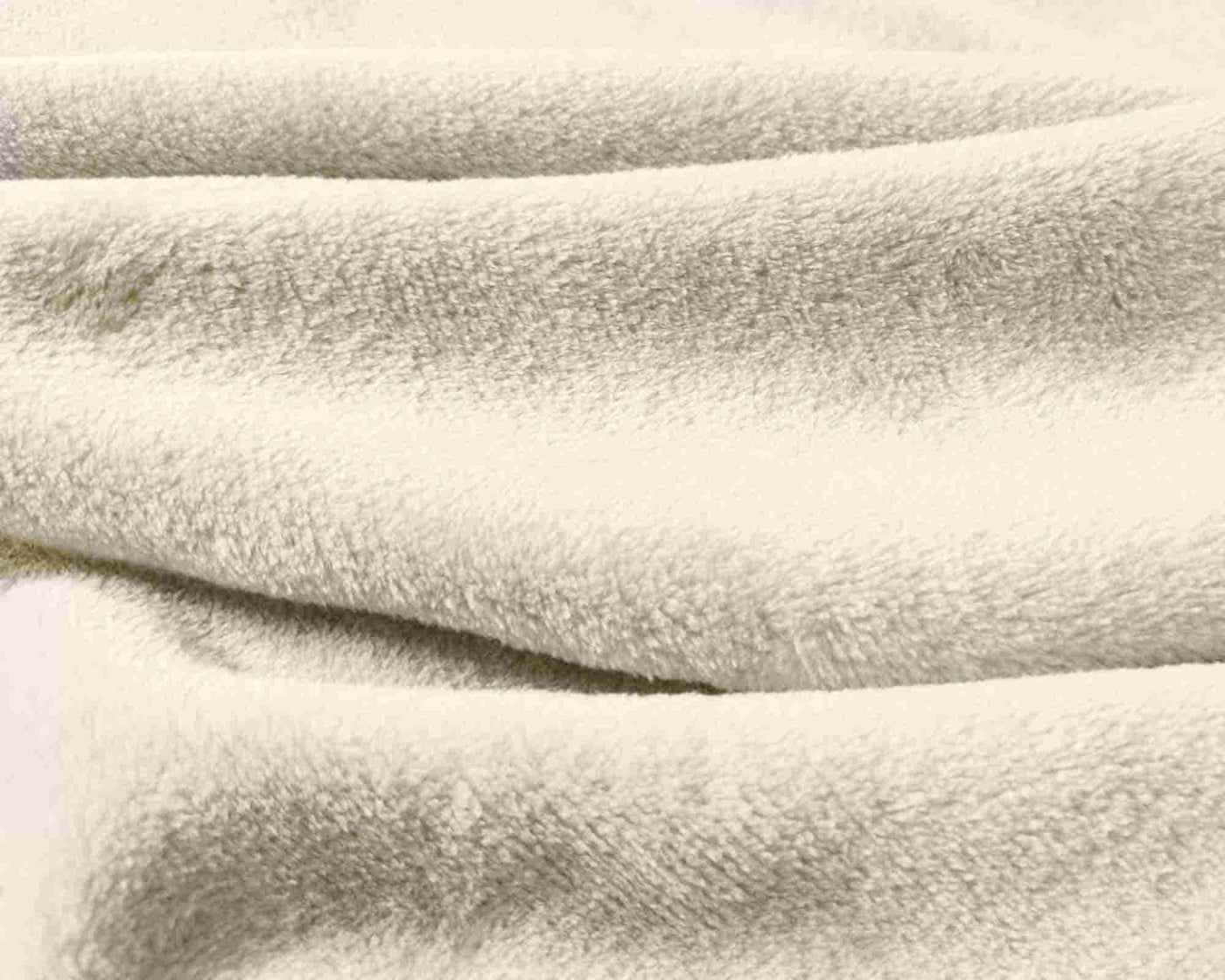 zoom image of Ivory fabric ultra plush fleece blanket#colour_ivory